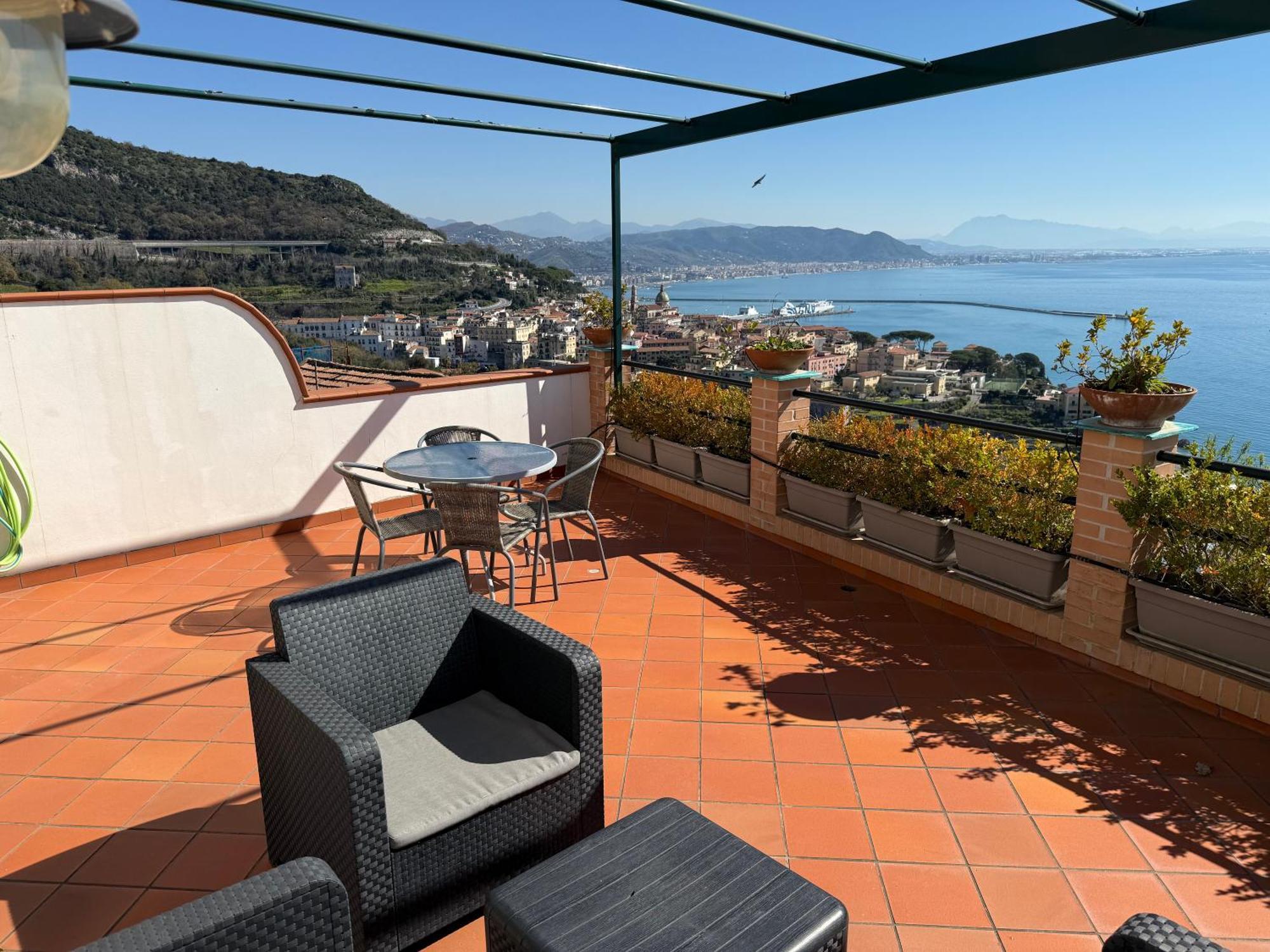 فيلا Casa Gabriella - Amalfi Coast - Free Parking - Full Sea View Vietri المظهر الخارجي الصورة